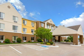  Quality Inn Kearney  Карни